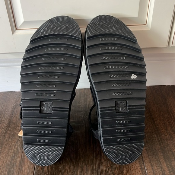NWT DR MARTENS Blaire Sandals! - Picture 8 of 10